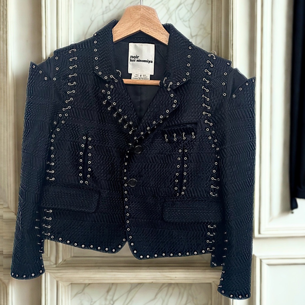 Noir Kei Ninomiya Piercing Cropped Jacket – Size S – Excellent Condition